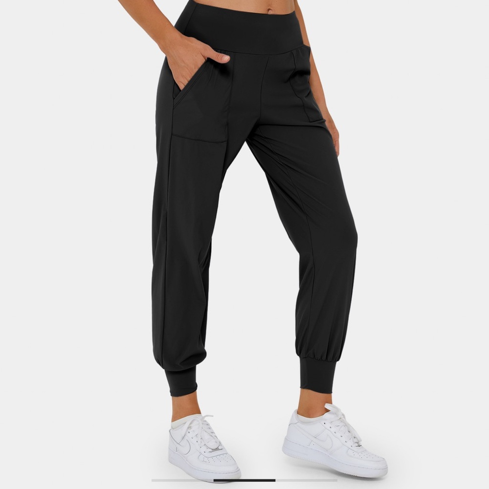 Halara L yoga pants